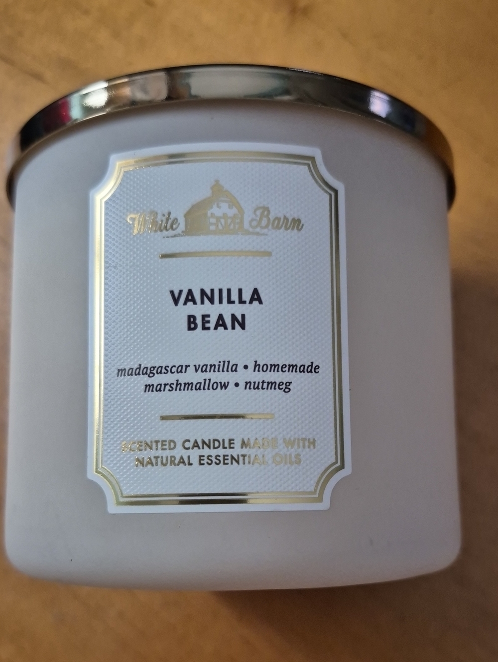 White Barn Vanilla Bean 14.5oz 3 Wick Candle - Never Lit